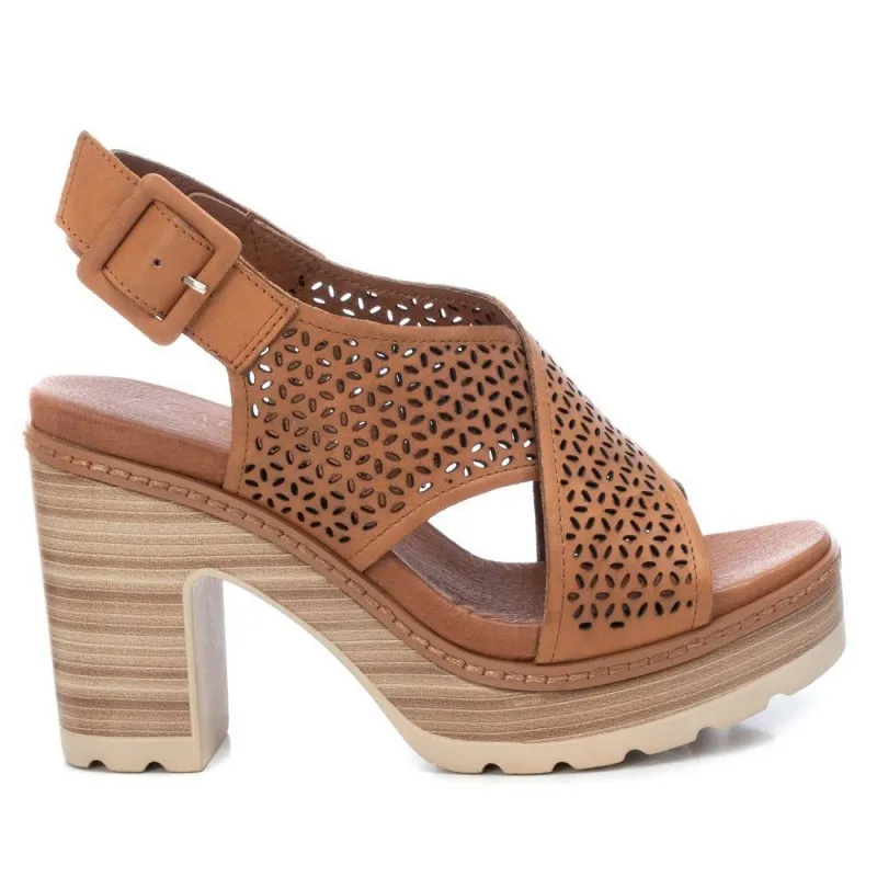 Sandalia de mujer CARMELA 068634 Camel