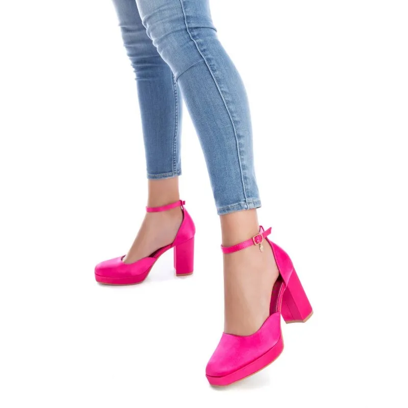 Zapato de mujer XTI 141105 Fucsia