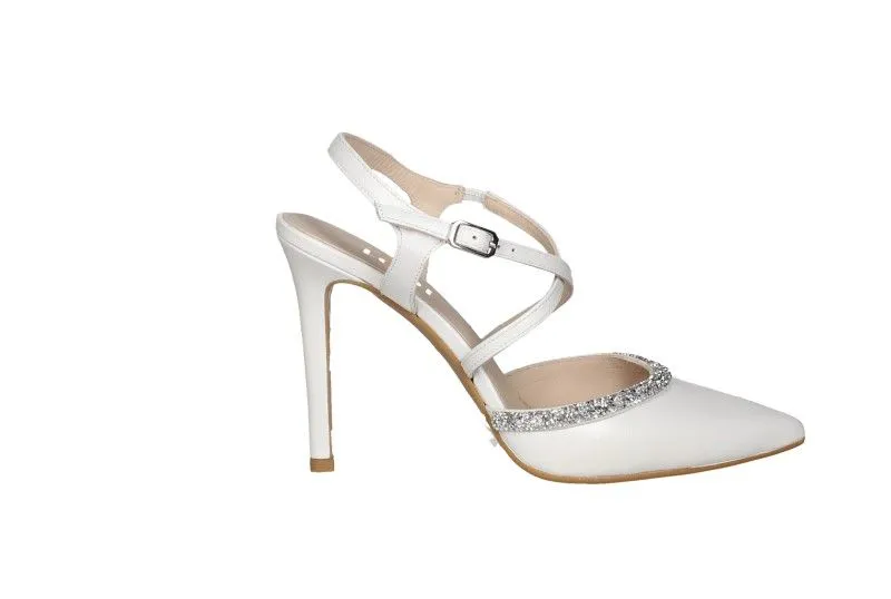 Zapato Novia Piel Beig Tira Brillantes Plata Talon Descubierto